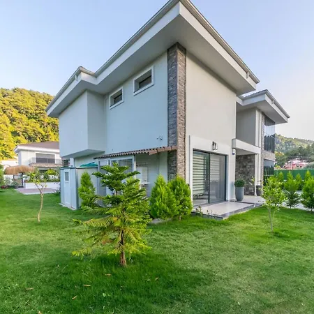 Villa Palmiye Icmeler Daily Weekly Rentals *